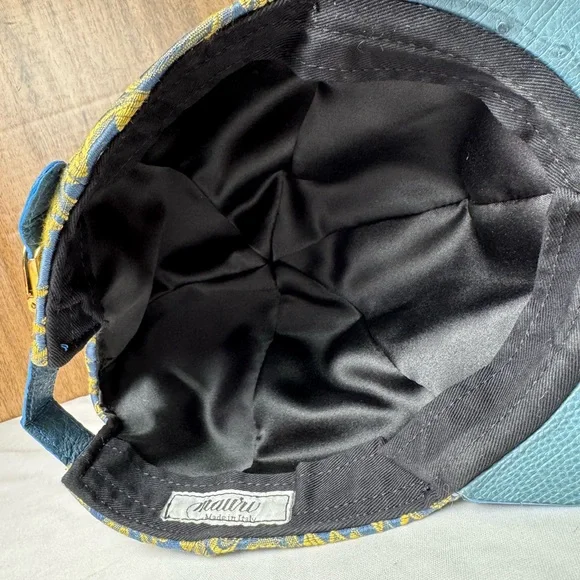 Mauri Gobelin Fabric & Alliagtor Hats - Picture 8 of 9